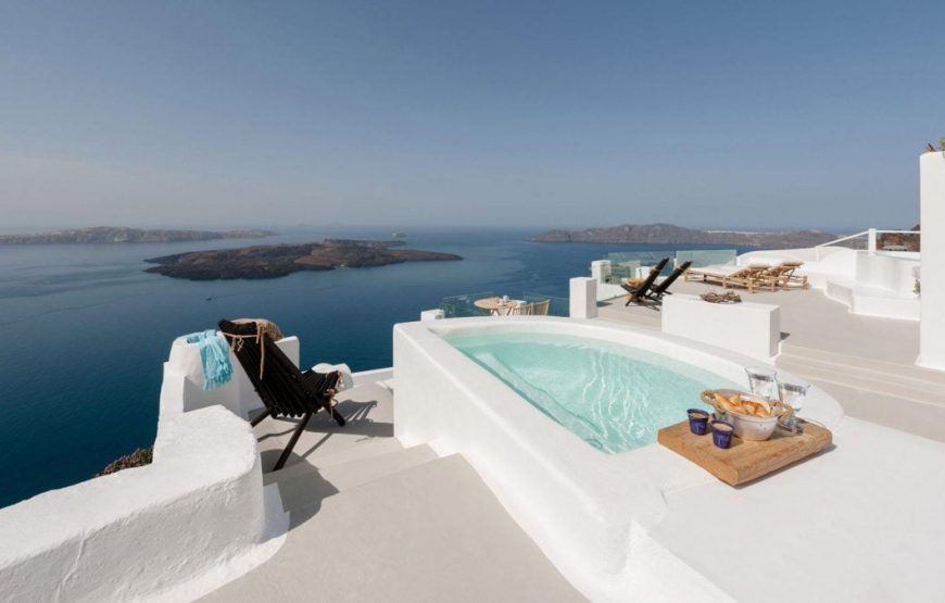 Cocoon Cave Suites – Santorini